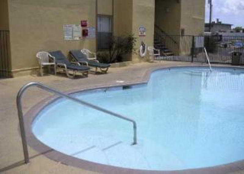 Pan American Inn And Suites Αλμπουκέρκι Εξωτερικό φωτογραφία