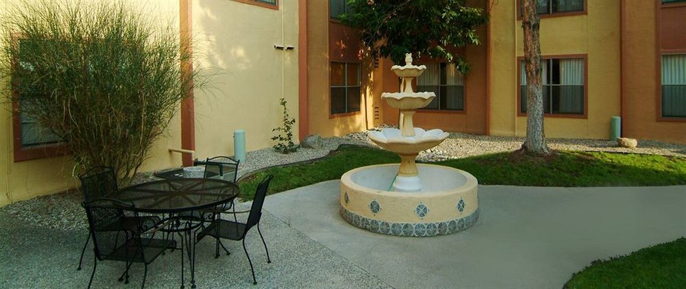 Pan American Inn And Suites Αλμπουκέρκι Εξωτερικό φωτογραφία