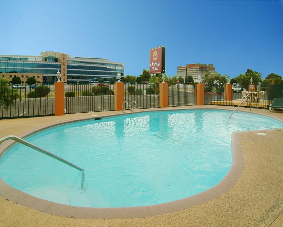 Pan American Inn And Suites Αλμπουκέρκι Εξωτερικό φωτογραφία